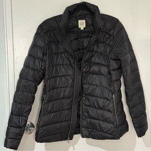 GAP Black Puffer Jacket - Size L